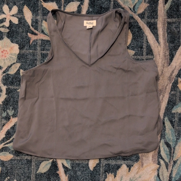 UpWest Other - UpWest Tulip Hem Pajama Top
